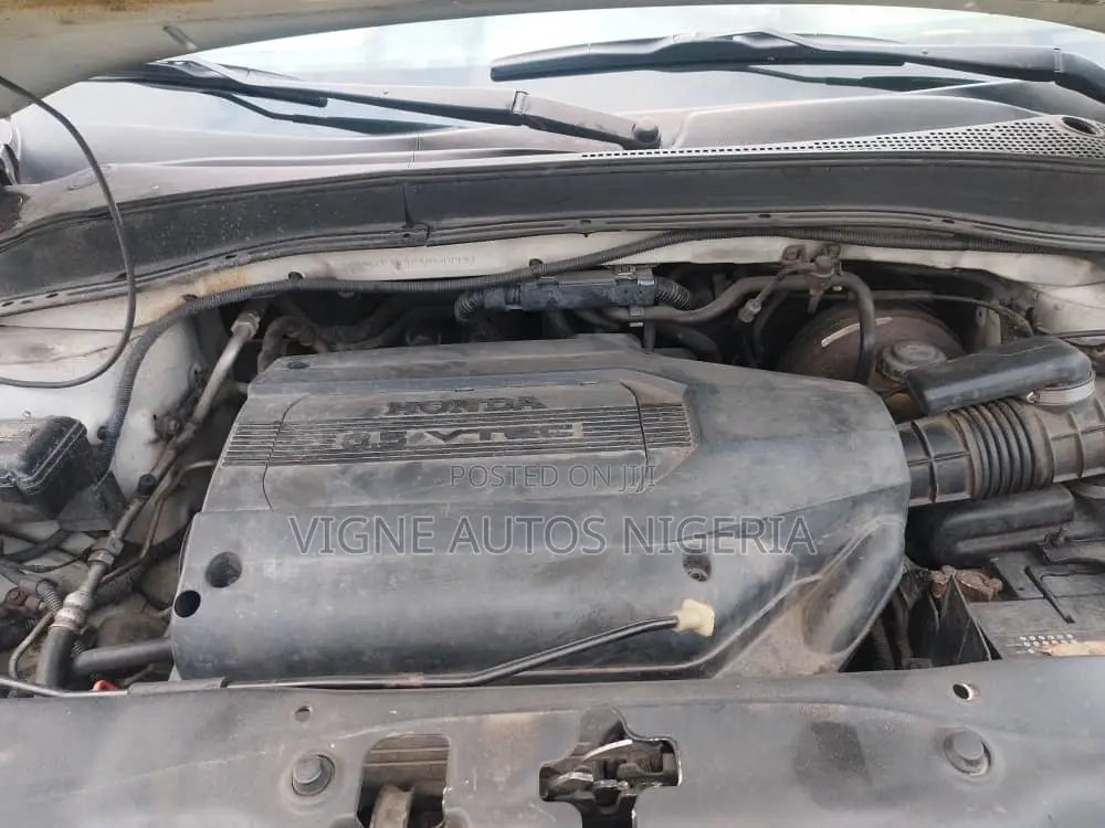 Honda Pilot EX 4x4 (3.5L 6cyl 5A) 2004 White