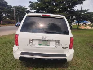 Honda Pilot EX 4x4 (3.5L 6cyl 5A) 2004 White