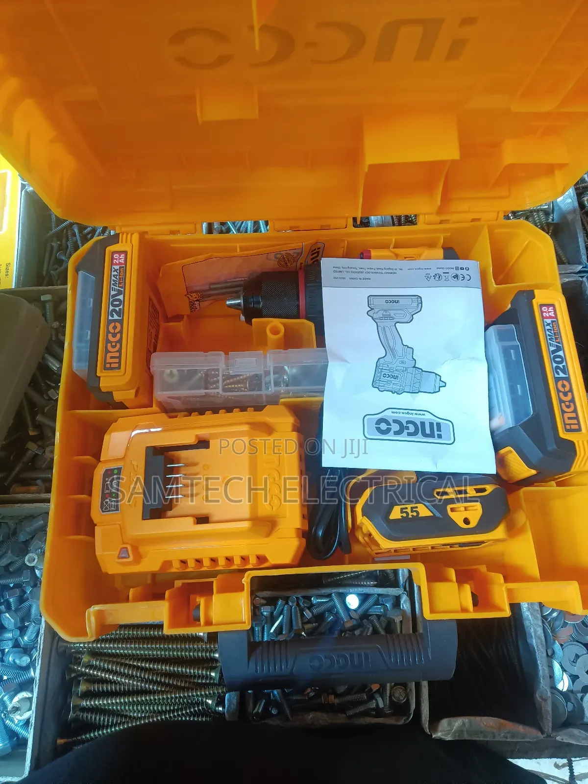Drilling Machine With 2 20volt Batteries