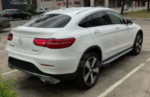 Mercedes-Benz GLC-Class 2017 White