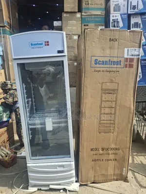 Scanfrost Showcase Bottle Coolerr - 300 Litres