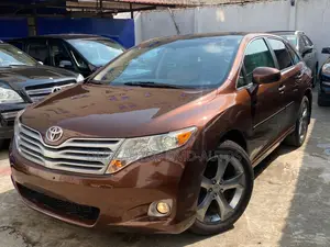 Toyota Venza V6 AWD 2010 Gold