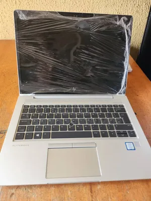 Laptop HP EliteBook 830 G5 4GB Intel Core I7 HDD 256GB