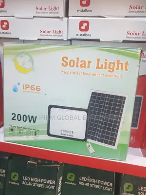 200w Multiple Eyes Solar Floodlight With Panel and Remote