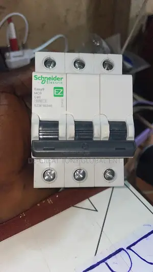 Schneider Breaker 40a 3pole