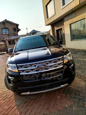 Ford Explorer XLT AWD 2018 Black