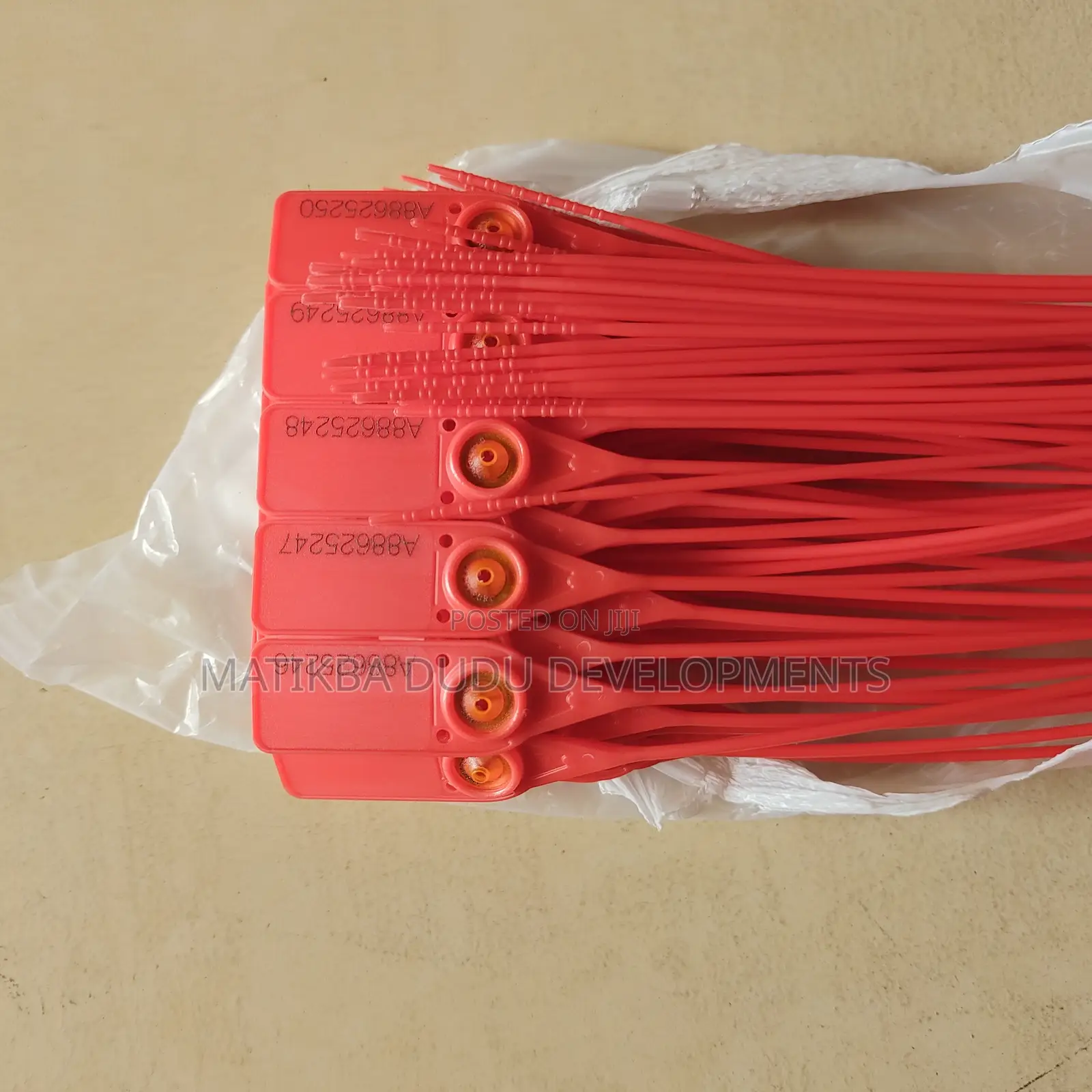 Security Seal + Steel Lock 26cm - 44cm