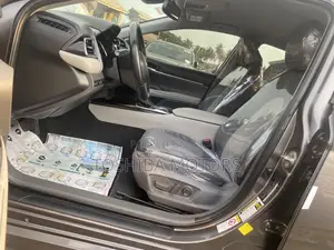 Toyota Camry XLE FWD 2020 Gray