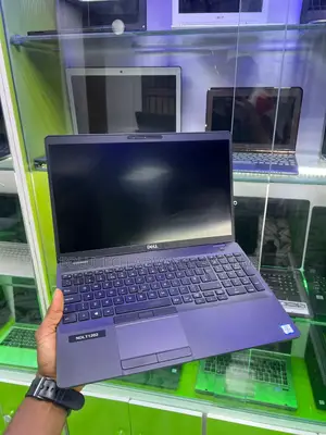Laptop Dell Latitude 5501 16GB Intel Core i7 SSD 512GB