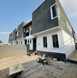 4bdrm Duplex in Maryland Lagos for sale