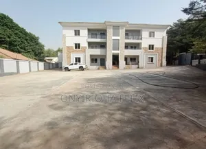 3bdrm Block of Flats in Maitama Main for rent