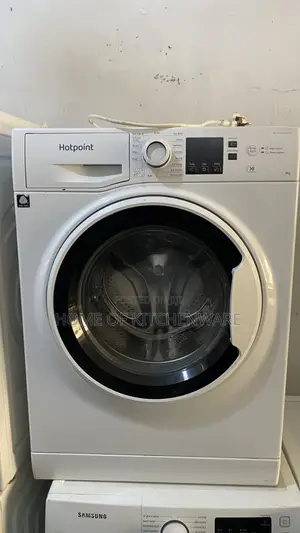 9kg Wash and Spin Smart Hotpoint Washing Machine