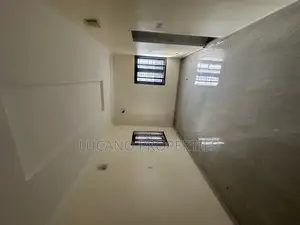 3bdrm Block of Flats in Jahi By Gilmore for rent