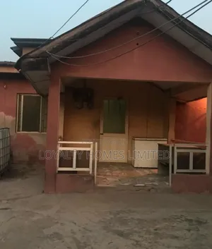 Mini Flat in Kayfarm, Ifako-Ijaiye for sale