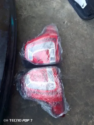 2016-2018 Ford Explorer Rear Light
