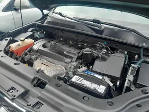 Toyota RAV4 Limited AWD (2.5L 4cyl 6A) 2013
