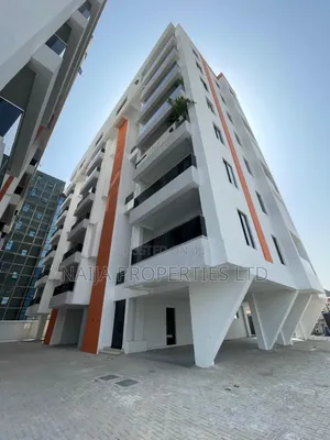 4bdrm Maisonette in Lekki Phase 1 for sale