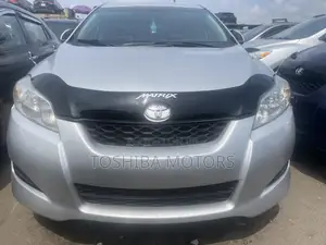 Toyota Matrix 2011 Silver