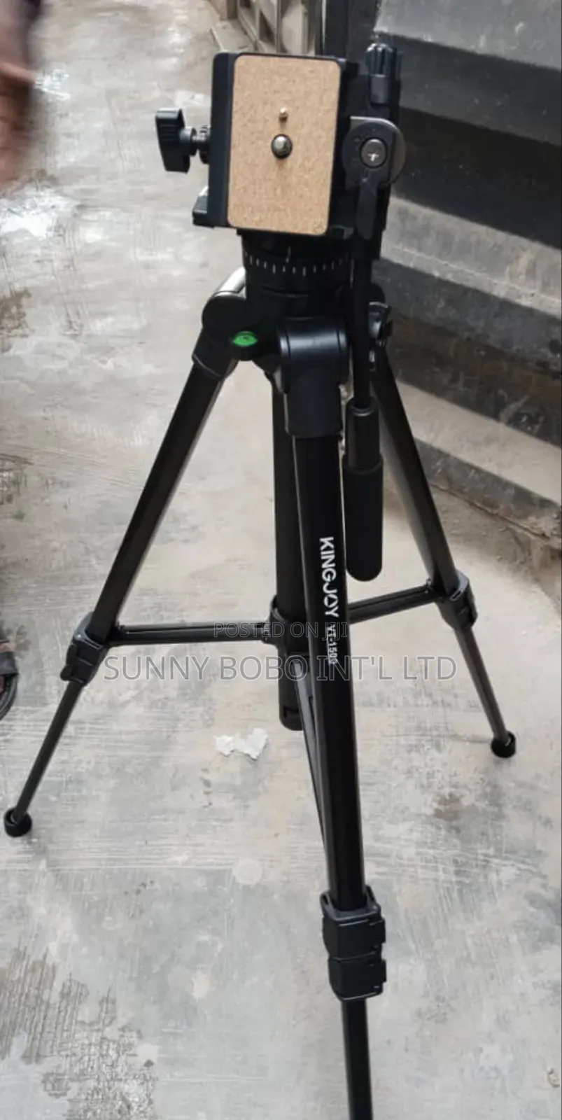 King Joy Vct880 Tripod Stand