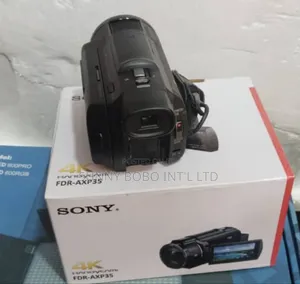 Sony FDR-Axp35 With Projector