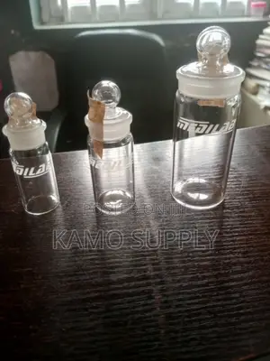 Borosilicate Glass Weighing Bottles, Different Sizes. Medilab