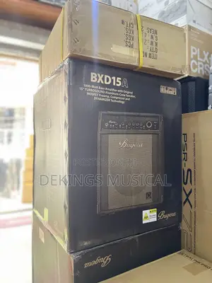 Bugera Ultrabass Bxd15 1000-Watt Bass Amplifier Combo