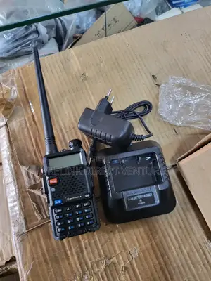 Baofeng Uv-5r Dual Band Two Way Radio (Walkie Talkie)