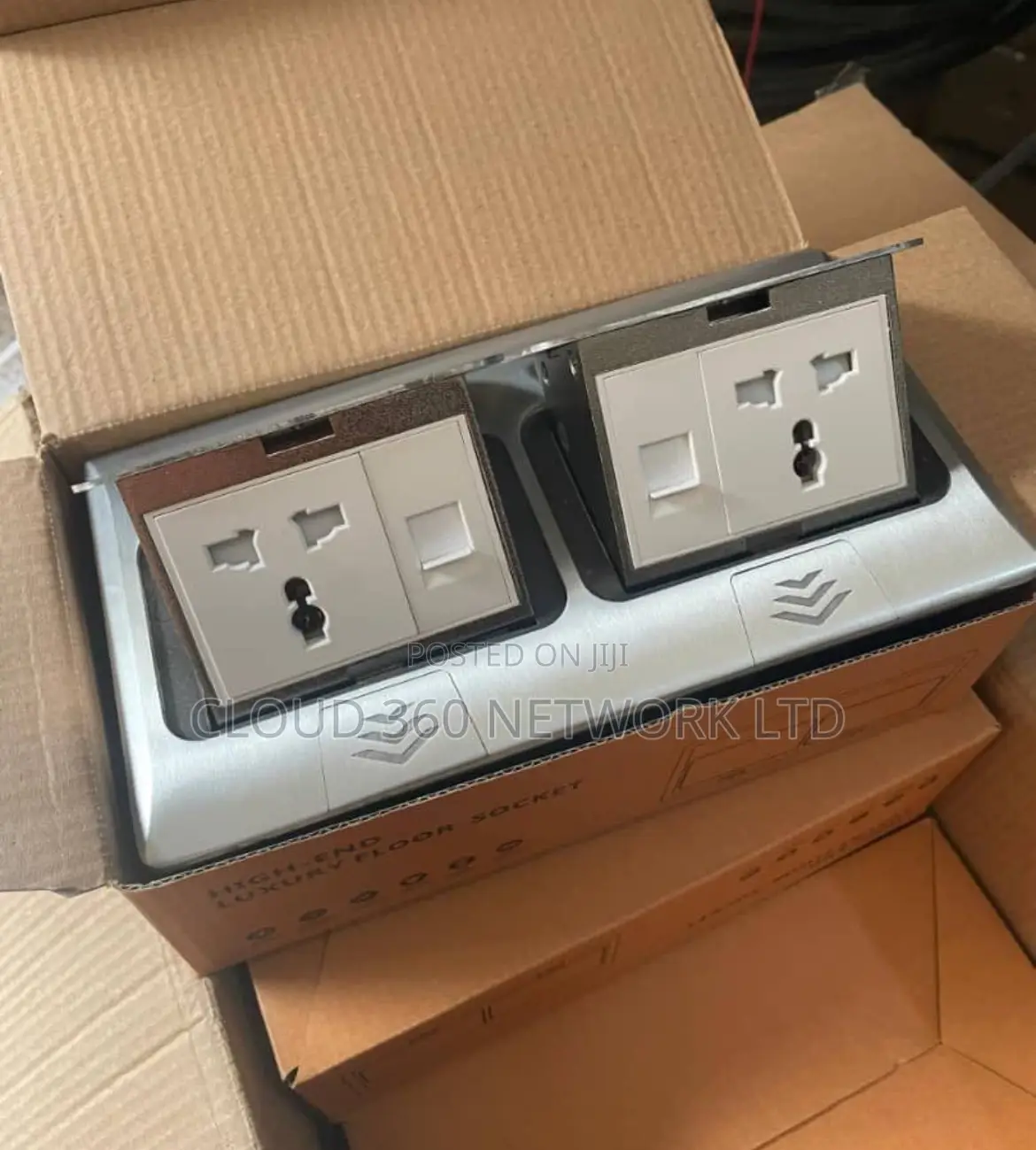 Pop Up Floor Box