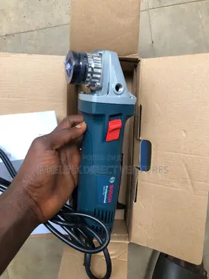 Bosch Gws 700 Professional Angle Grinder.