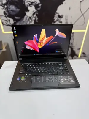 Laptop MSI GS66 Stealth 10SGS 32GB Intel Core I7 SSD 512GB