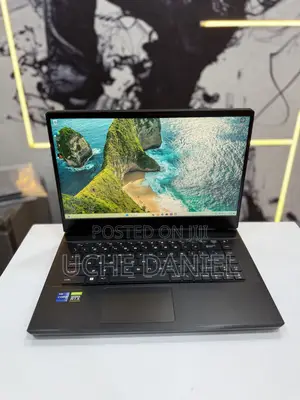 Laptop MSI Vector GP66HX 12UGS 32GB Intel Core I7 SSD 1T