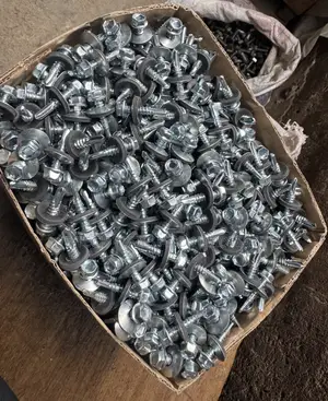 Hex Washer Head Self-drilling Screws 1000pcs