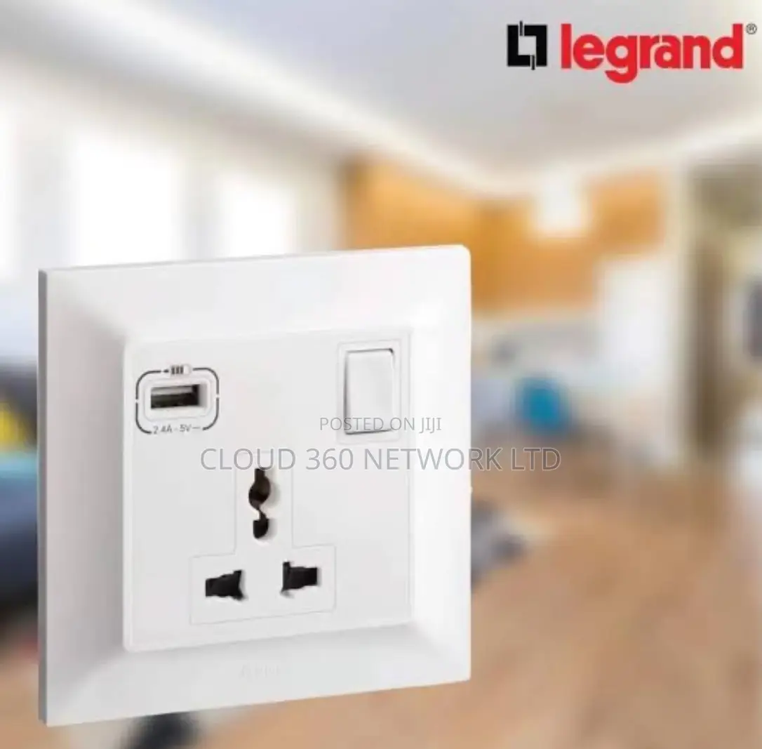 Legrand 13a Socket With Usb