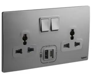 Legrand 13a Dual Socket Withusb Typec Port