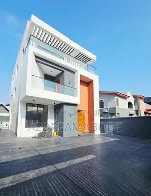 5bdrm Duplex in Lekki Phase 1 for sale