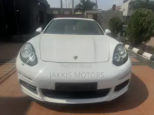 Porsche Panamera 2016 White