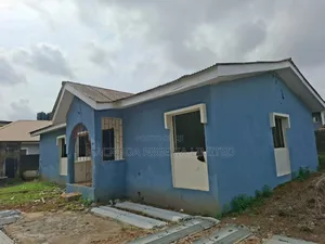 4bdrm Bungalow in Ipaja for sale