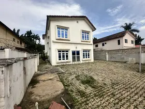 4bdrm Duplex in Maitama for sale