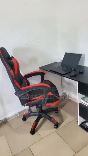 Ergonomic Gaming Chair/ Office Chair