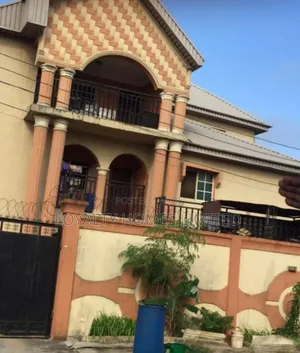 3bdrm Block of Flats in Sandfield Estate, Satellite Town for sale