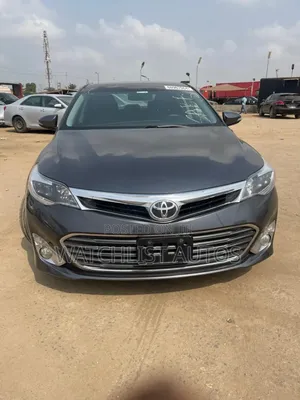 Toyota Avalon XLE 4dr Sedan (3.5L 6cyl 6A) 2014 Gray
