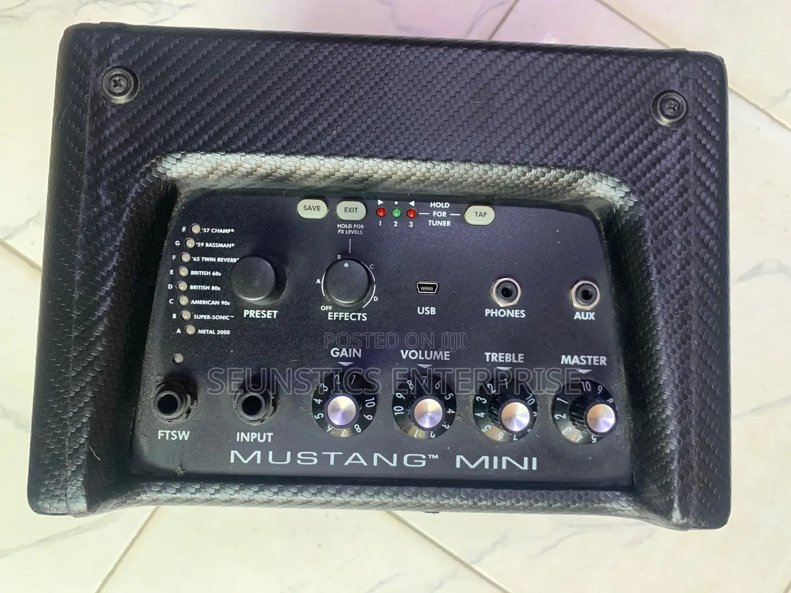 Fender Mustang Mini Guitar Amplifier (Combo)