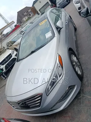 Hyundai Sonata Limited 4dr Sedan (2.4L 4cyl 6A) 2015 Silver