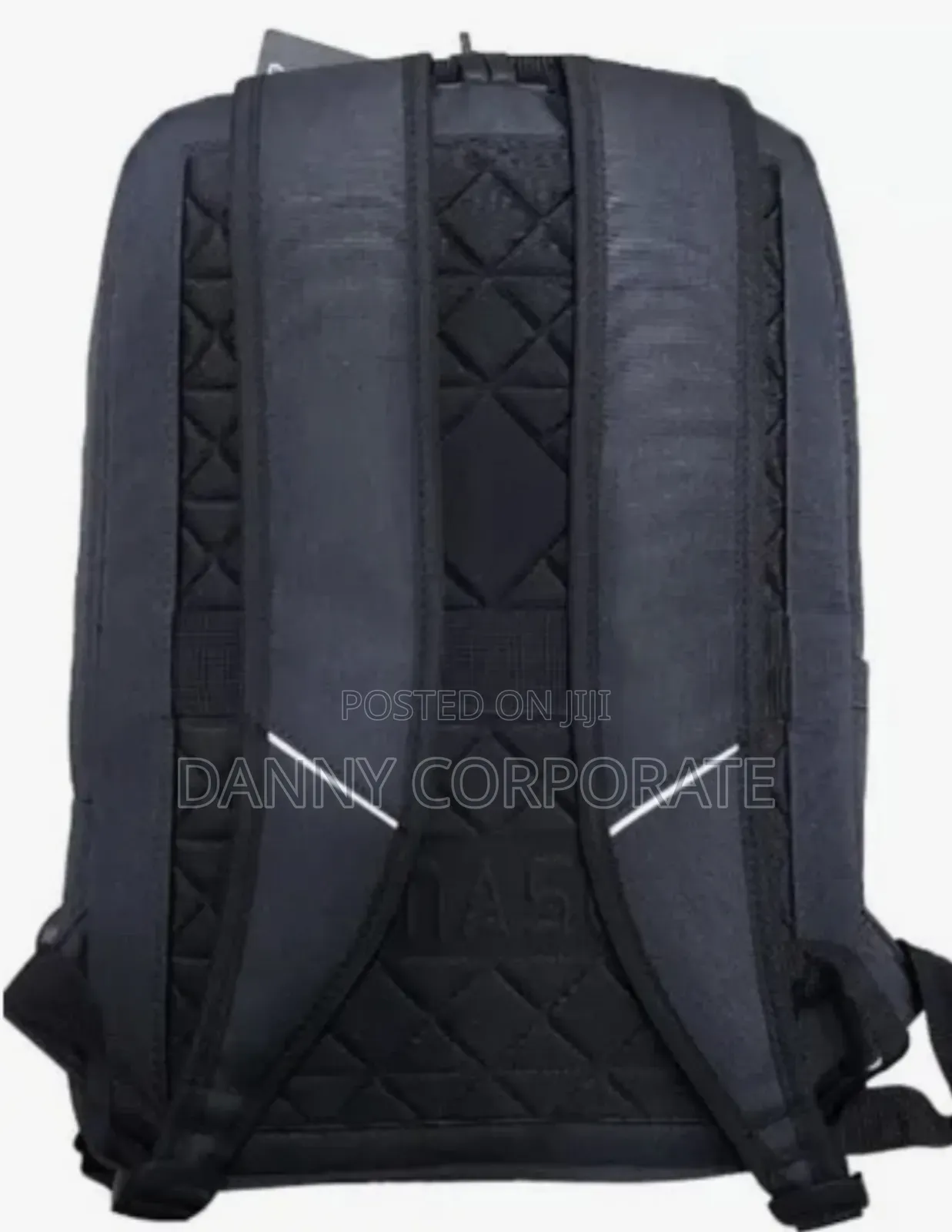 Ponasoo Executive Conference Backpack With Usb Pot