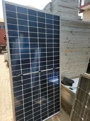 570watts Jinko Solar Panel