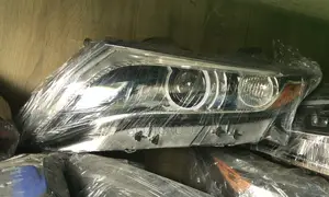 Replacement for Headlights Toyota Venza 2015 2016 Available