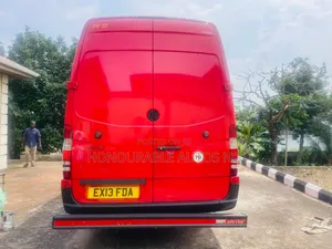 Mercedes-Benz Sprinter 2014 Red