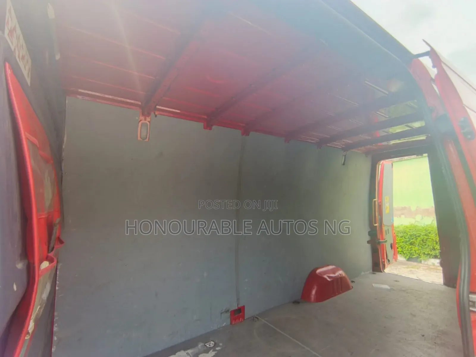 Mercedes-Benz Sprinter 2014 Red
