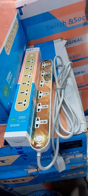 Akt 6 Way Extension Plug