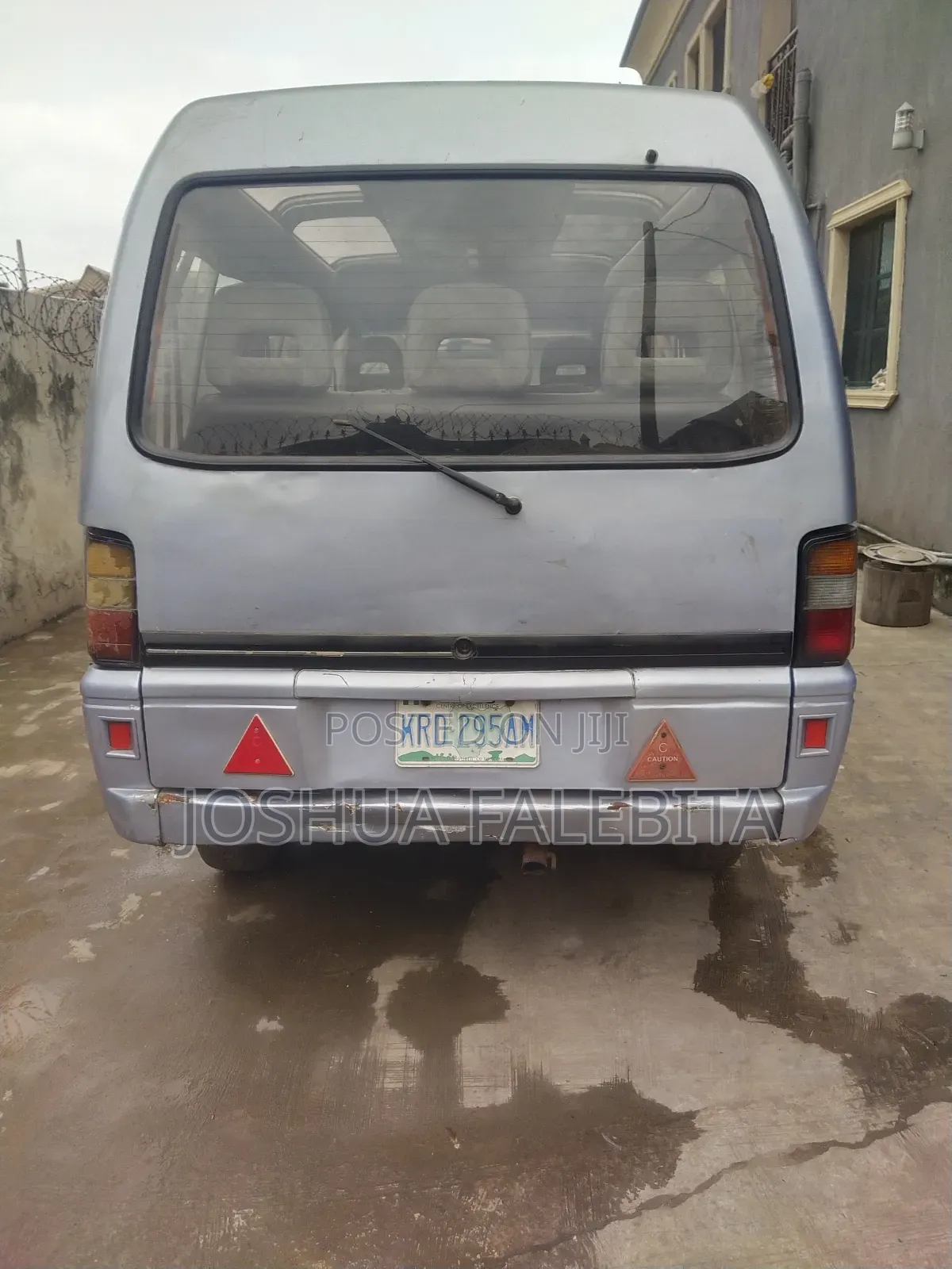 Mitsubishi L300 2005 Grey